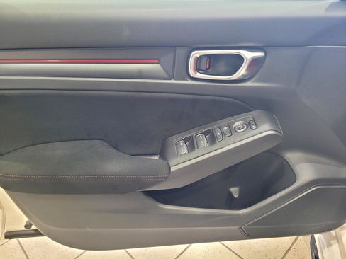 Certified 2024 Honda Civic Type R image 17