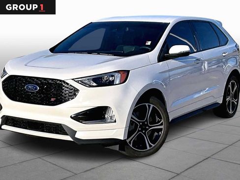 Used 2023 Ford Edge ST image 1