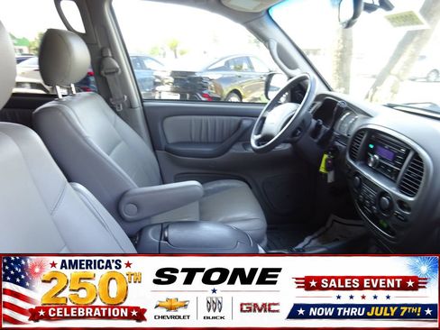 Used 2006 Toyota Sequoia Limited RWD image 15