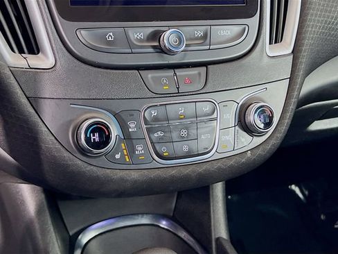 Used 2023 Chevrolet Malibu LT image 17