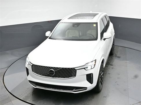 New 2026 Volvo XC90 B6 Ultra image 47
