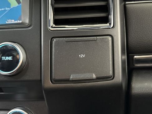 Used 2018 Ford Expedition Limited image 29