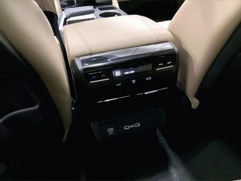 Used 2023 Acura MDX SH-AWD image 10