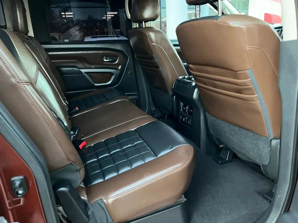 Used 2016 Nissan Titan Platinum Reserve RWD image 15