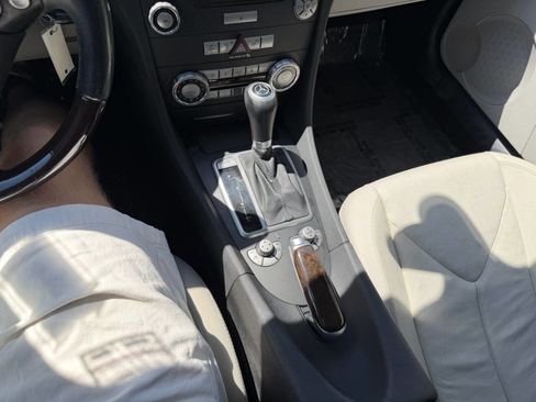 Used 2005 Mercedes-Benz SLK 350 image 23