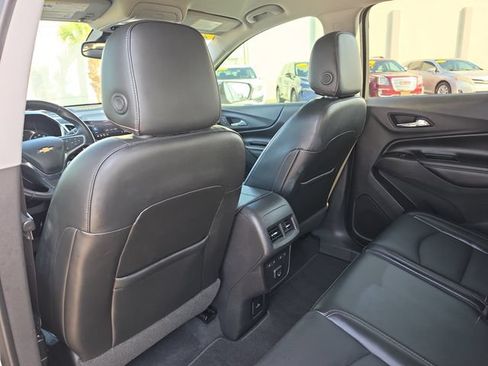 Used 2019 Chevrolet Equinox Premier FWD image 12