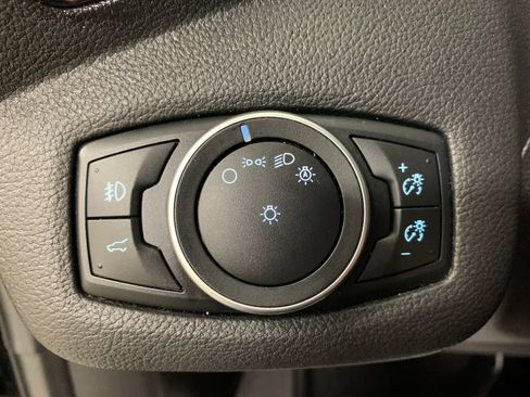 Used 2017 Ford Escape Titanium FWD image 14