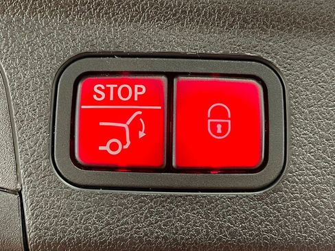 Used 2023 Mercedes-Benz GLE 450 4MATIC image 25