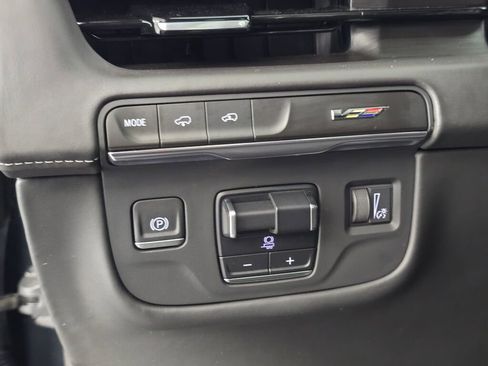Used 2023 Cadillac Escalade V image 43