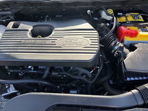 Certified 2020 Ford Escape Titanium image 11