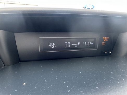 Used 2016 Subaru Impreza 2.0i Limited image 24