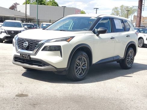 Used 2023 Nissan Rogue S FWD image 2