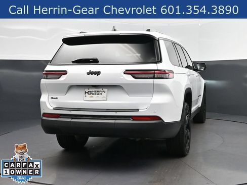 Used 2025 Jeep Grand Cherokee L Altitude AWD/4WD image 7