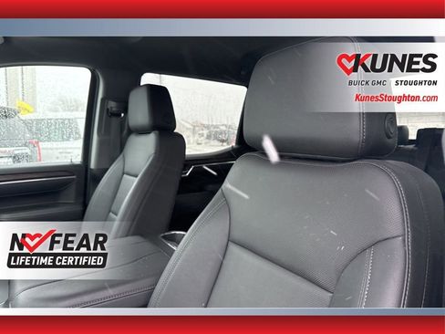Used 2025 GMC Sierra 1500 SLT image 19