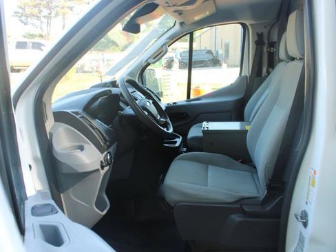 Used 2019 Ford Transit 250 148 Low Roof RWD image 11