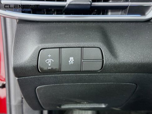 New 2025 Hyundai Elantra SEL image 12