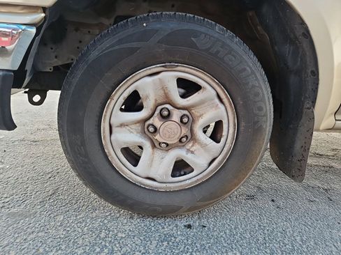 Used 2003 Toyota Tacoma 2WD Xtracab image 21