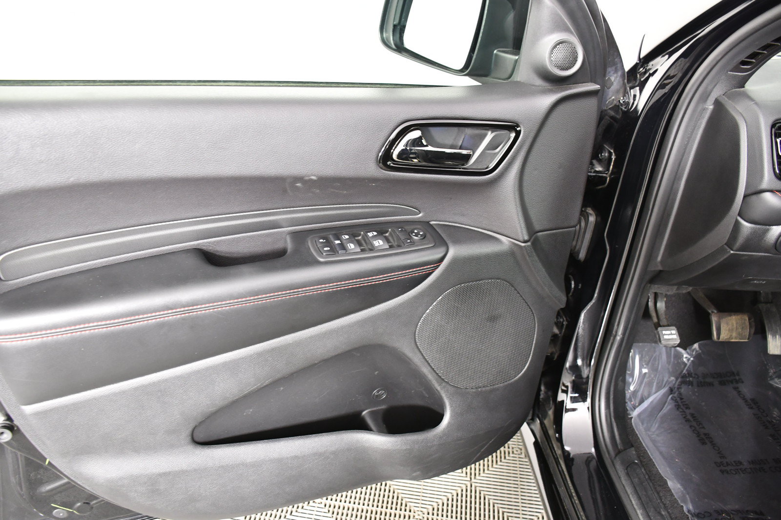 Used 2025 Dodge Durango GT AWD/4WD image 33