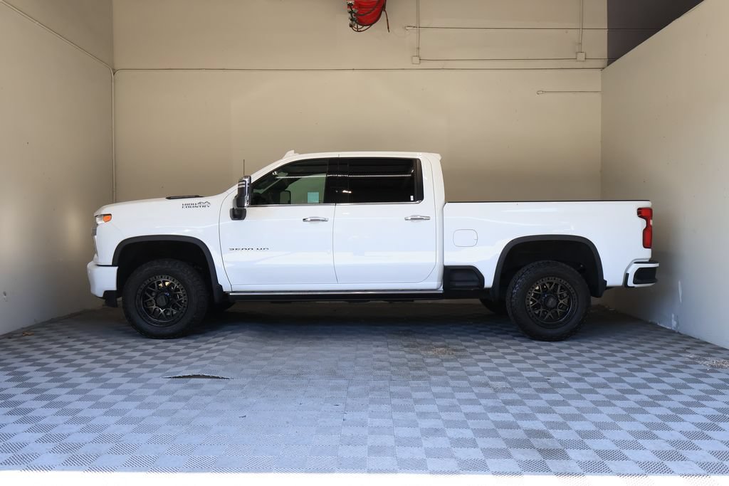 Used 2022 Chevrolet Silverado 3500 High Country w/ Safety Package II AWD/4WD image 7