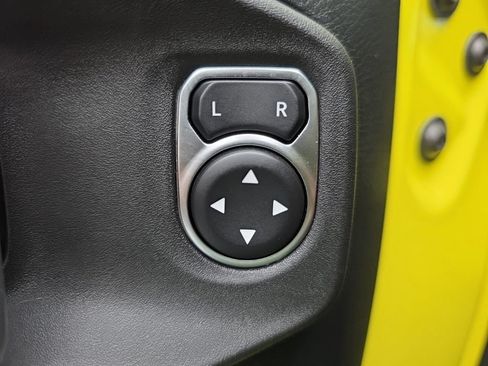 Used 2022 Jeep Wrangler Sport AWD/4WD image 21