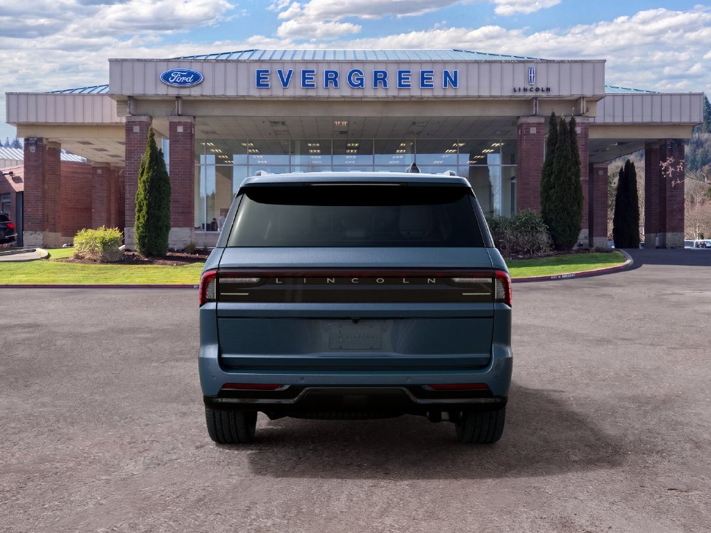 New 2027 Lincoln Navigator Reserve w/ Jet Appearance Package AWD/4WD image 7