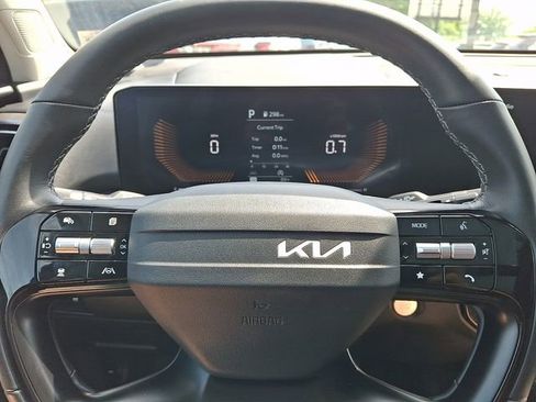 Certified 2026 Kia Sorento EX w/ EX Premium Package FWD image 20