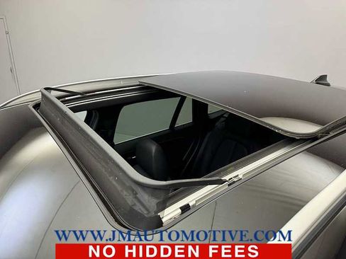 Used 2018 BMW X1 xDrive28i w/ Convenience Package AWD/4WD image 11