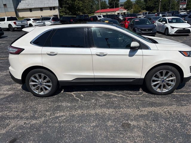 Used 2018 Ford Edge Titanium w/ Equipment Group 301A AWD/4WD image 5