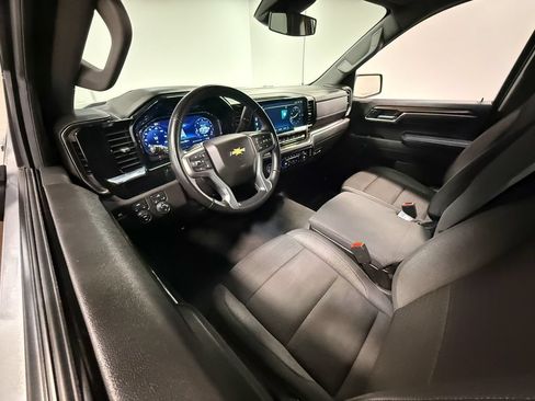 Used 2024 Chevrolet Silverado 1500 LT AWD/4WD image 60