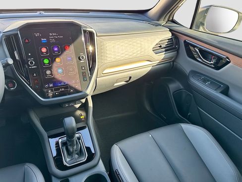 Used 2025 Subaru Forester Sport image 33