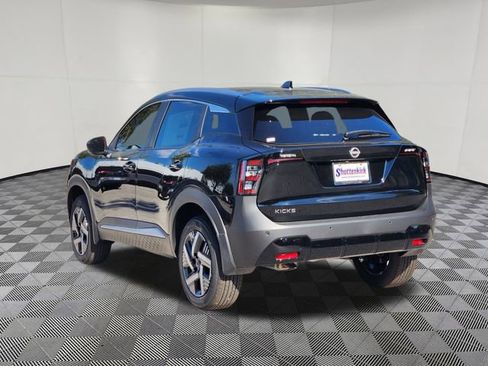 New 2026 Nissan Kicks SV image 4