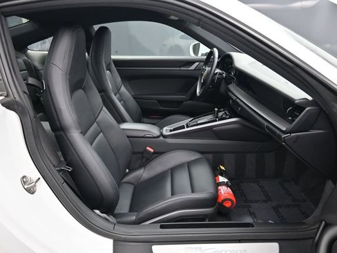 Certified 2022 Porsche 911 Carrera image 26