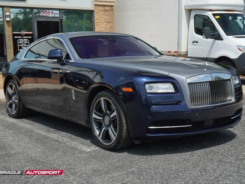Used 2015 Rolls-Royce Wraith image 8