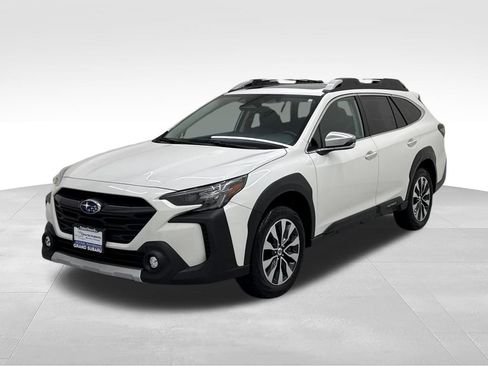 Certified 2024 Subaru Outback Touring XT AWD/4WD image 3