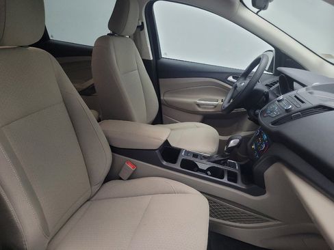 Used 2018 Ford Escape SE image 21