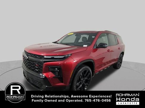 Used 2026 Chevrolet Traverse RS w/ LPO, Floor Liner Package FWD image 11