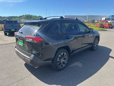 Used 2023 Toyota RAV4 XLE Premium AWD/4WD image 10
