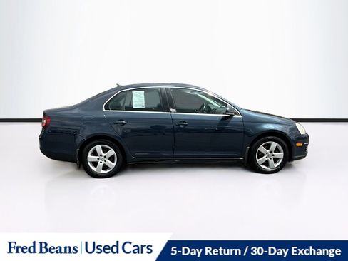 Used 2009 Volkswagen Jetta SE FWD image 9
