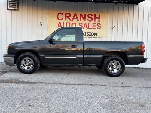 Used 2004 Chevrolet Silverado 1500 2WD Regular Cab image 6