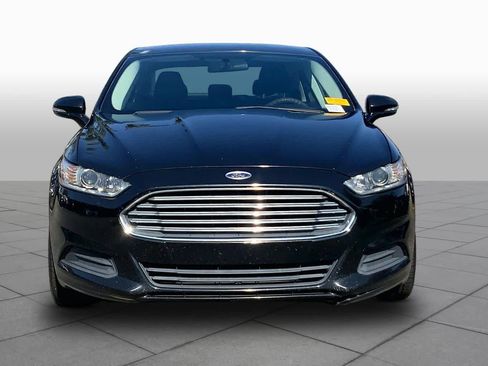 Used 2013 Ford Fusion SE FWD image 3