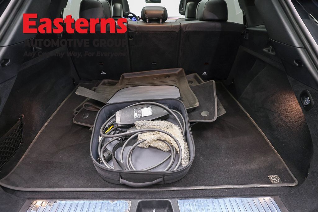 Used 2023 Mercedes-Benz EQS 450+ SUV image 11