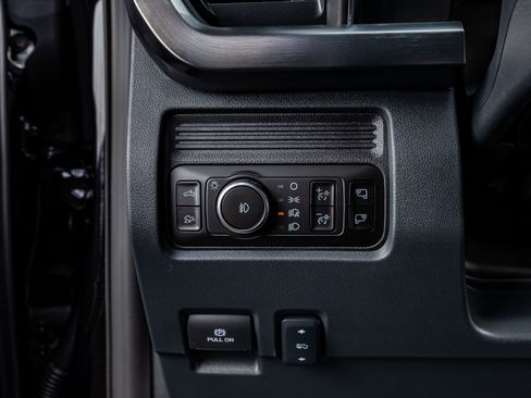 Used 2026 Ford F450 Lariat image 31