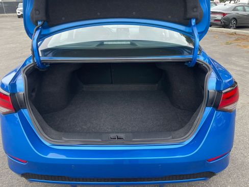 Used 2025 Nissan Sentra SV image 31