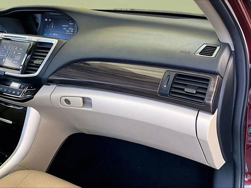 Used 2016 Honda Accord EX-L image 23
