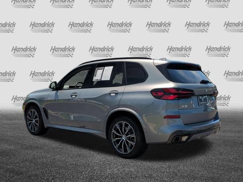 Used 2024 BMW X5 xDrive40i w/ M Sport Package AWD/4WD image 8