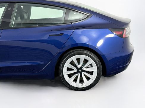 Used 2023 Tesla Model 3 Standard Range RWD image 42
