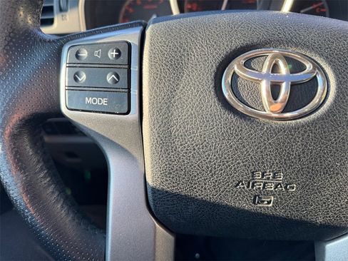 Used 2013 Toyota 4Runner SR5 image 29