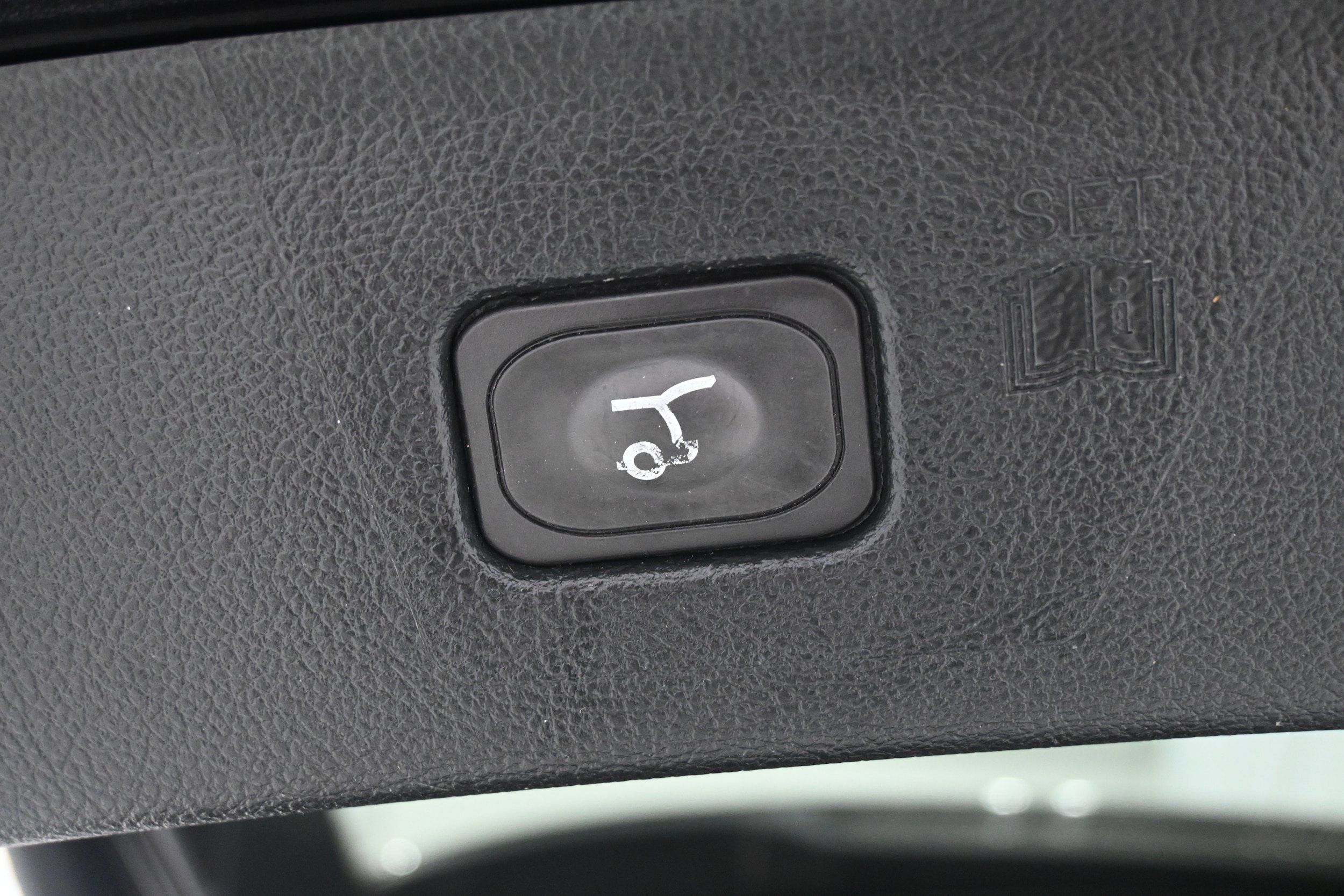Used 2020 Ford Edge SEL w/ Convenience Package AWD/4WD image 33