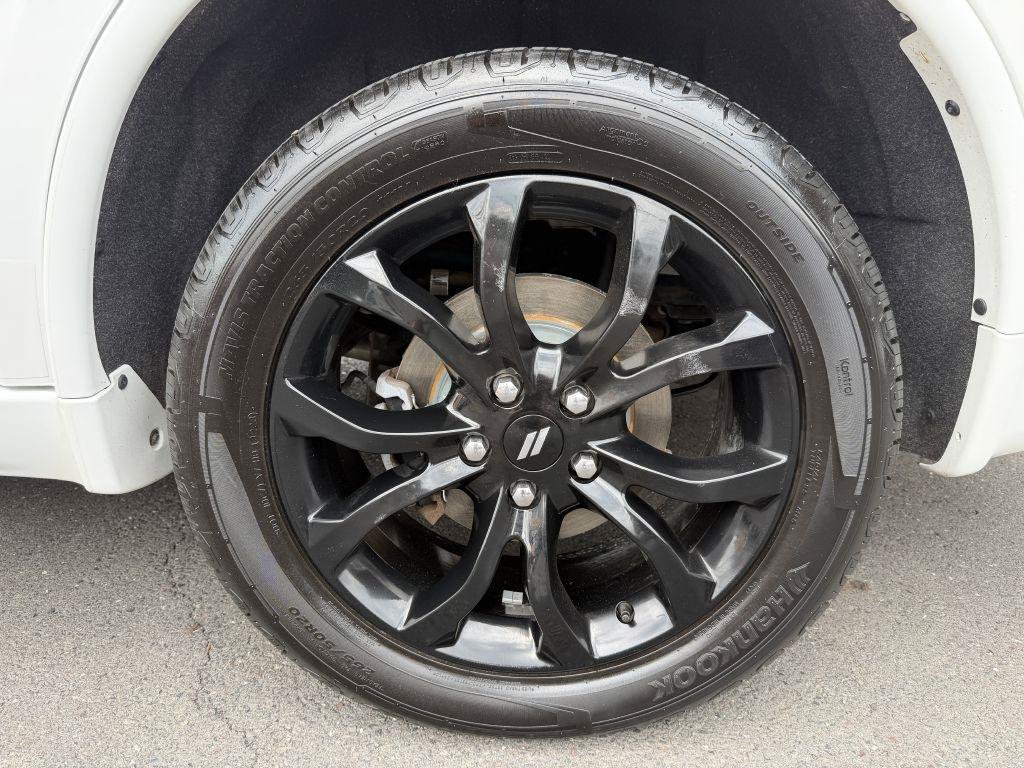 Used 2019 Dodge Durango GT w/ Blacktop Package AWD/4WD image 10
