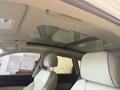 Used 2022 Audi Q5 2.0T Prestige w/ Prestige Package image 6